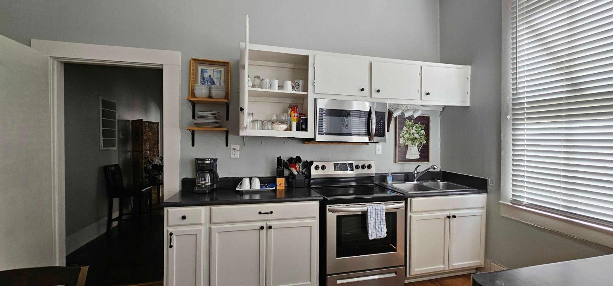 Mins From Downtown & Dining, Dauphin Darling 2 Apartment Mobile Exterior photo