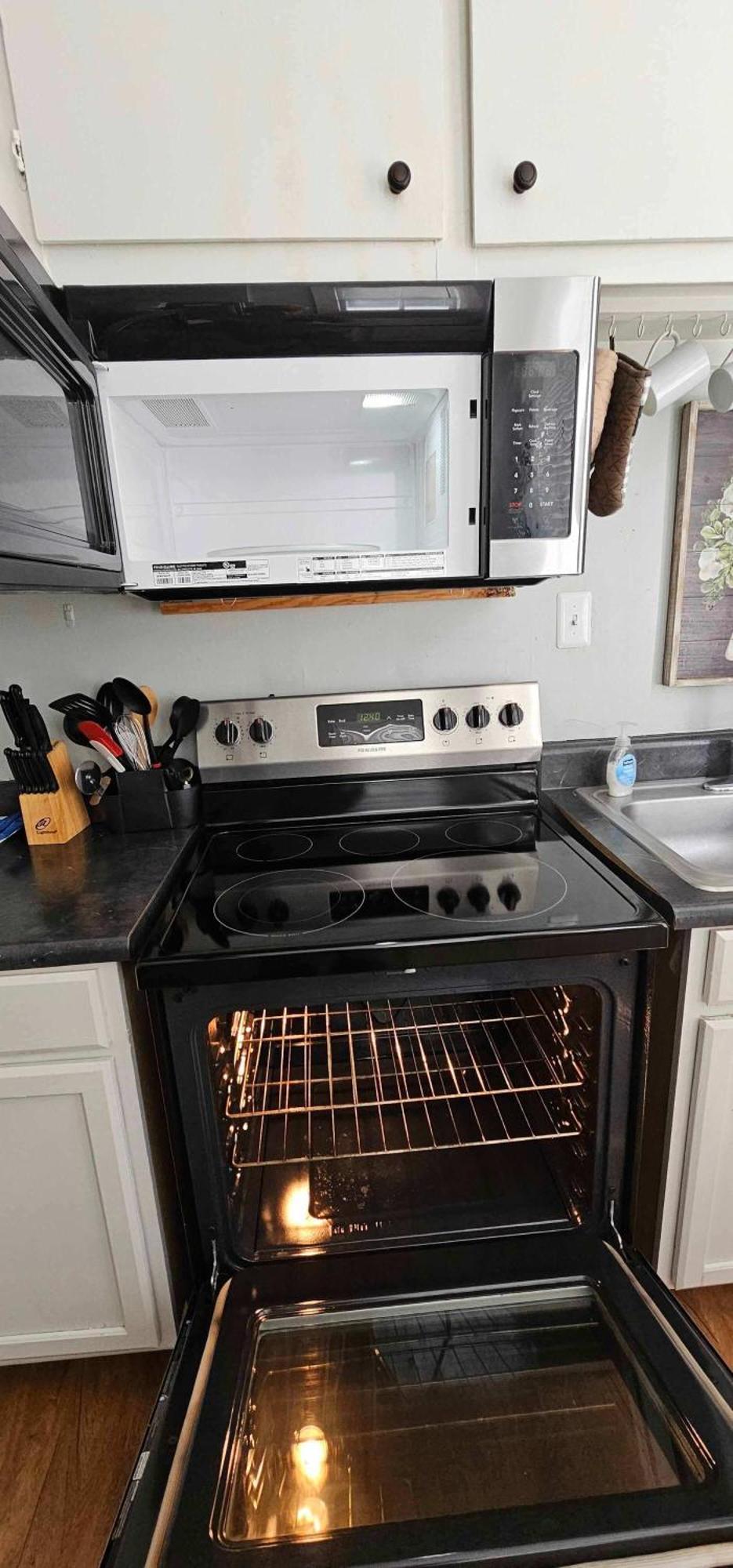 Mins From Downtown & Dining, Dauphin Darling 2 Apartment Mobile Exterior photo